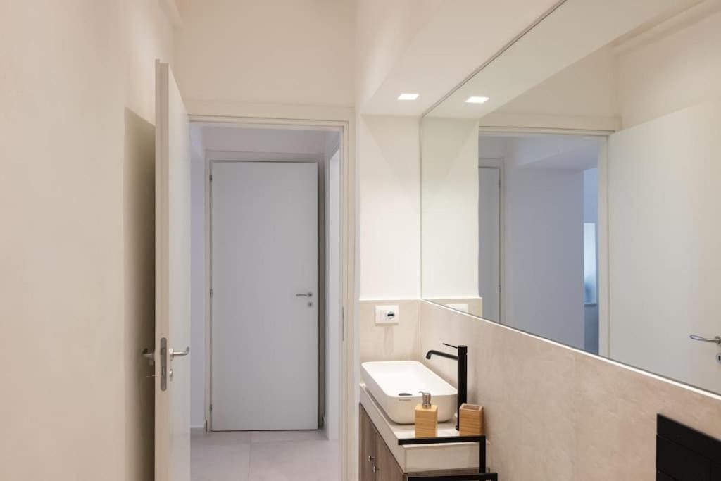 Collegiata Apartment - Catania Downtown Ngoại thất bức ảnh